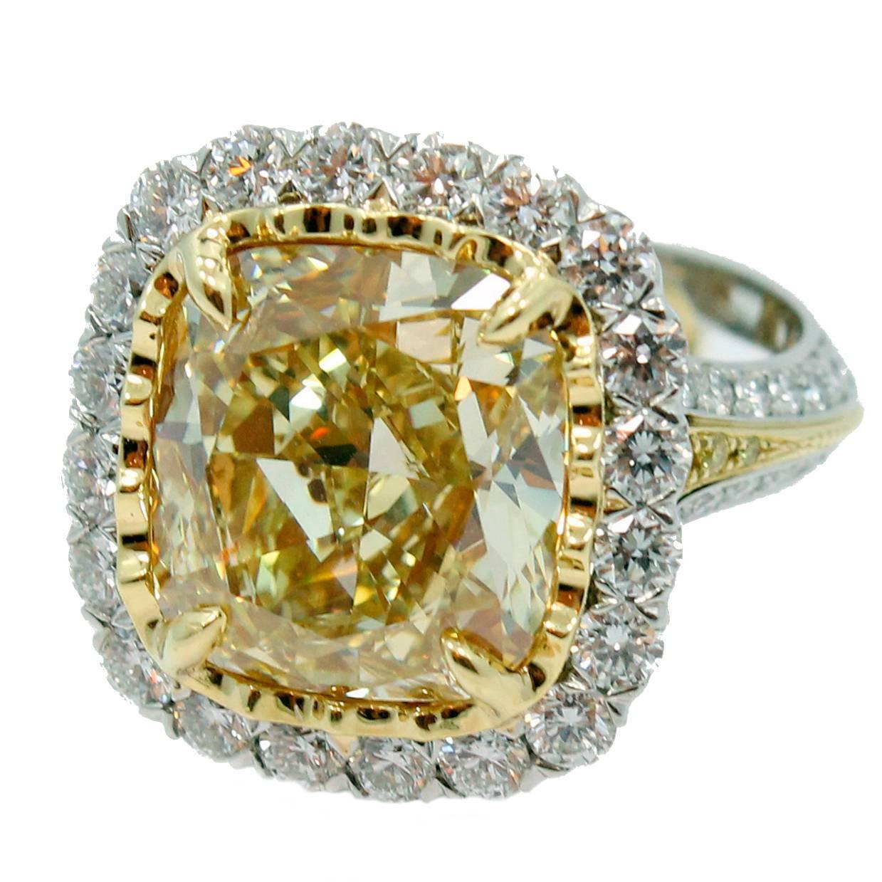 Christopher Design 10.09 carat Fancy Intense Yellow Diamond gold platinum Ring For Sale