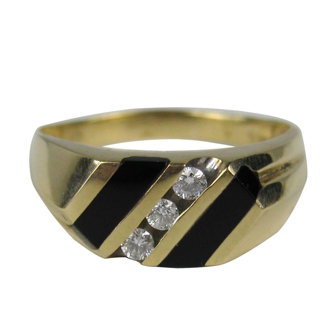 Mid Century Men's Onyx Diamond Gold Ring For Sale at 1stdibs