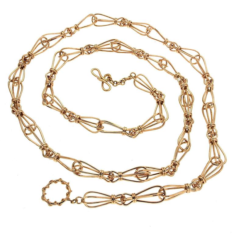 Unique Shaped Gold Link Chain Necklace For Sale at 1stdibs
