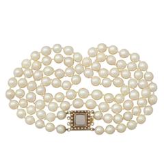 Double Strand Pearl Necklace with 18k Yellow Gold Locket Clasp - Retro