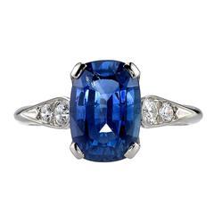 3.77 Karat Kissenschliff Saphir Ring