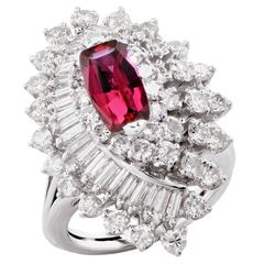 Red Spinel and Diamond Gold Ring 4