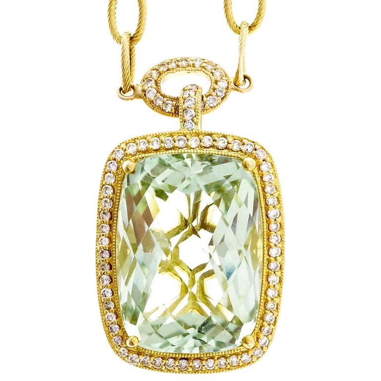 Green Quartz Diamond Gold Textured Pendant For Sale at 1stdibs
