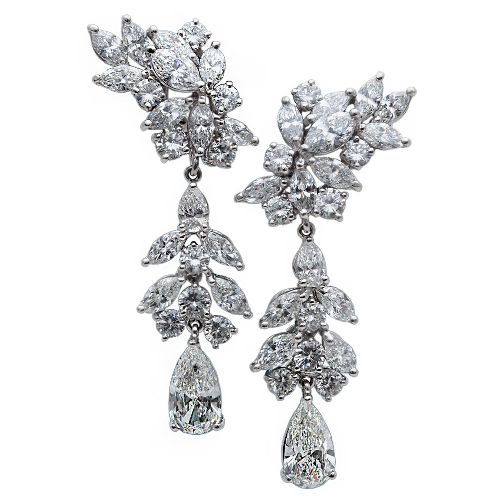 Diamonds Chandelier Earrings 19.00 Carat