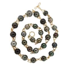 Multicolor Tahitian Pearl Necklace with Diamond Connections