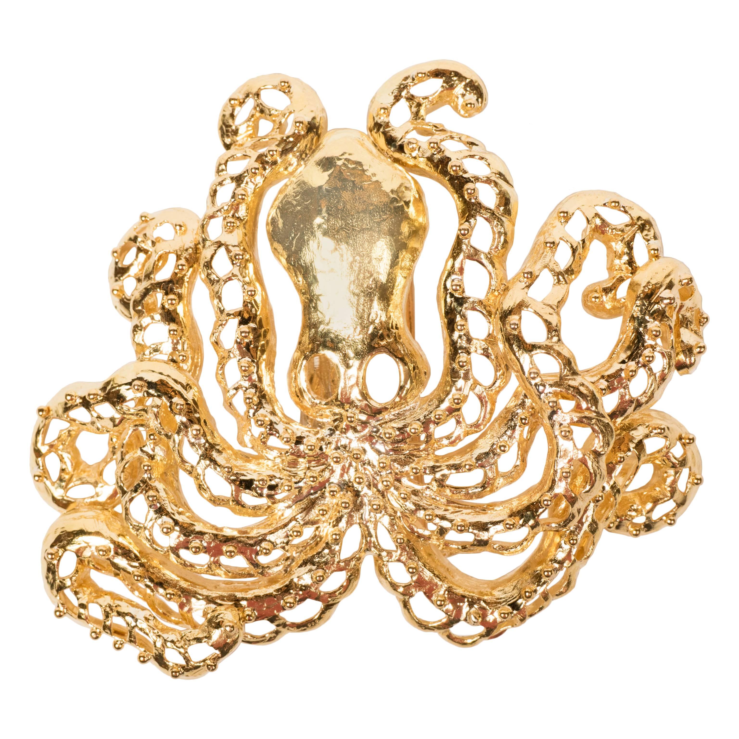 Sophisticated Mid-Century Gold Octopus Brooch