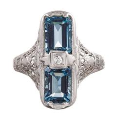 Antique 1920s American Made Aquamarine Diamond Gold Filigree Ring