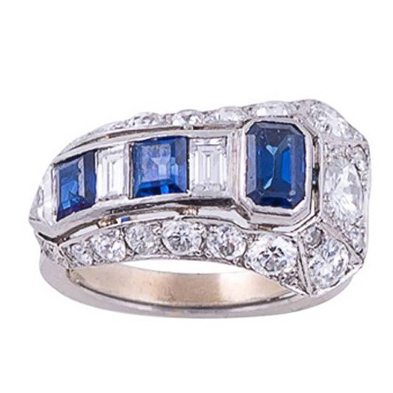 Art Deco Sapphire Diamond Platinum Arrow Ring For Sale