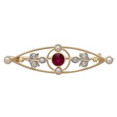 Pearl, 0.34 ct Ruby and 0.18 ct Diamond and 9k Yellow Gold Brooch