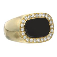 Cushion-Shaped Onyx Diamond Gold Ring 8