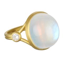 Faye Kim Rainbow Moonstone Cabochon Diamond 18k Gold Ring