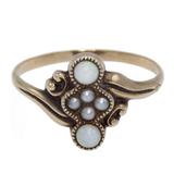 Anello in oro con perla opale