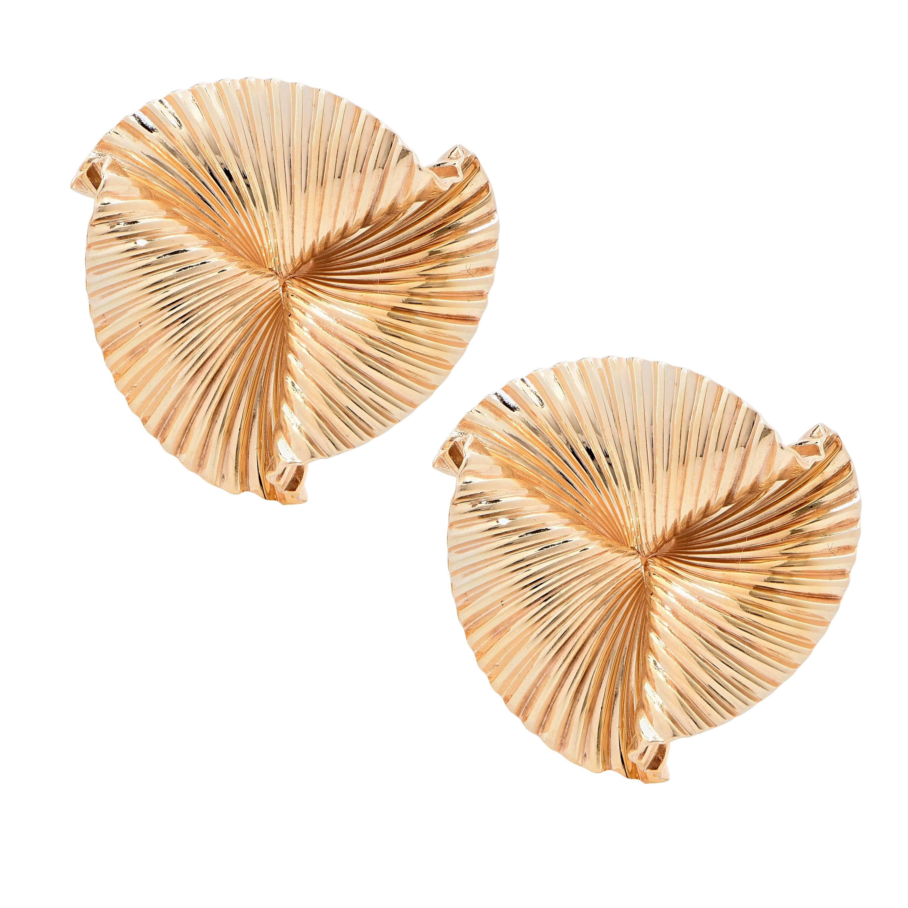 1960s Tiffany & Co. Leaf Design Gold Earrings