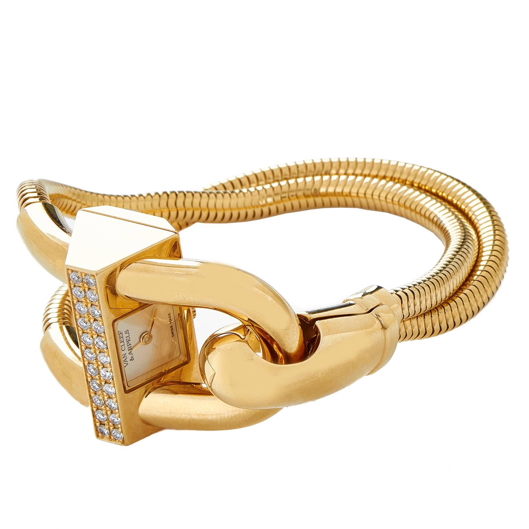 Van Cleef & Arpels Ladies Yellow Gold Diamond Cadenas Quartz Wristwatch 