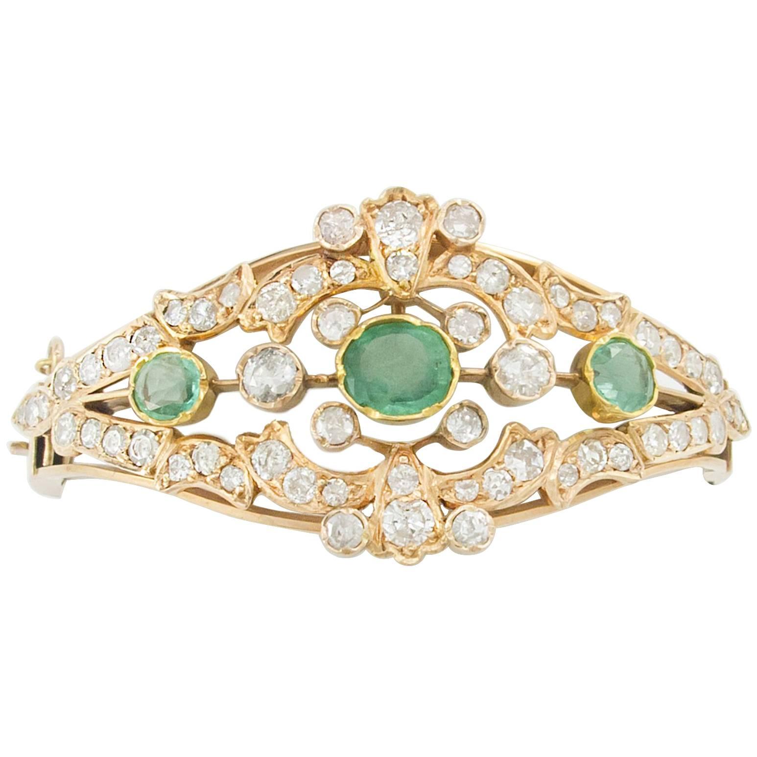 Antique Emerald Diamond Gold Bangle Bracelet For Sale