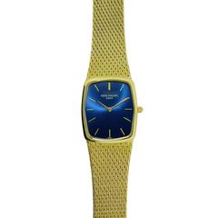 Vintage 1990s Patek Philippe 18 kt Gold Bracelet Wrist Watch 