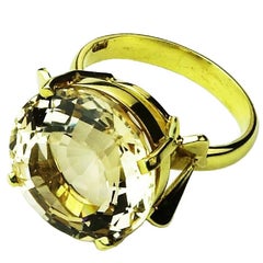 Golden-Champagne Round Beryl in Yellow Gold Ring