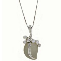 Luise Rock Crystal Diamond Pearl Necklace 2
