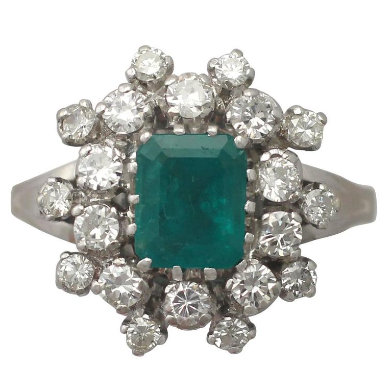 1950s 1 24 Carat Emerald And 1 15 Carat Diamondring For Sale 1950s 1 24 Carat Emerald And 1 15 Carat Diamondring For Sale