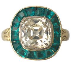Antique Victorian 3.25 Carat Diamond and 1.92 Carat Emerald Yellow Gold Ring