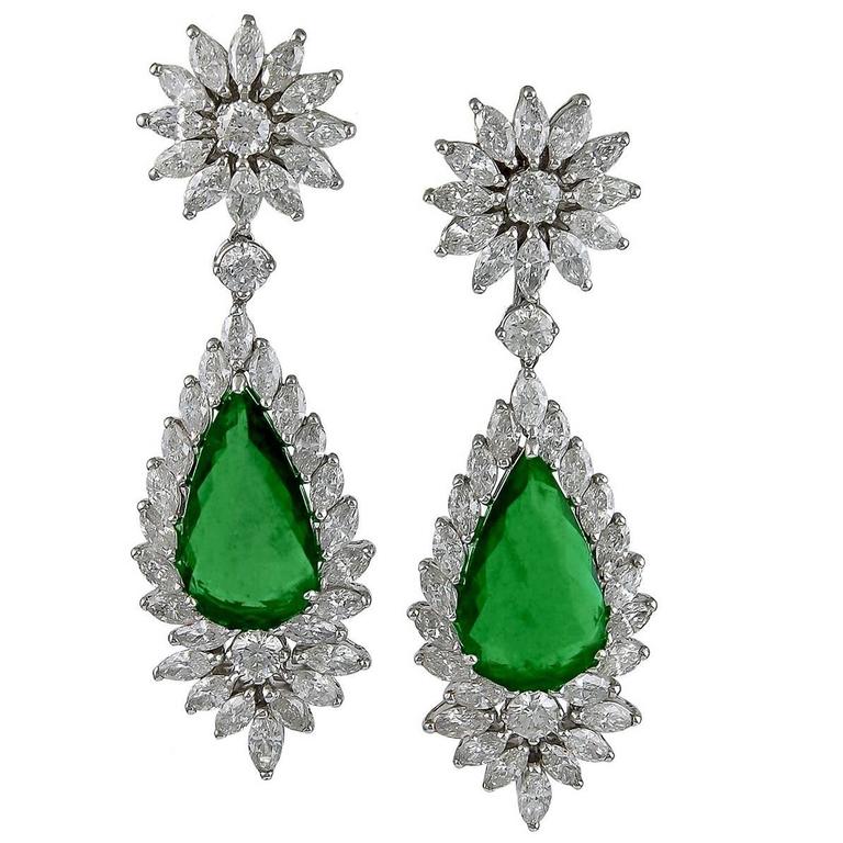 Emerald Diamond Gold Pendant Earrings For Sale at 1stdibs