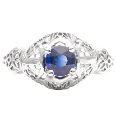 Vintage Art Deco 0.80 Carat Sapphire Filigree Ring in Gold
