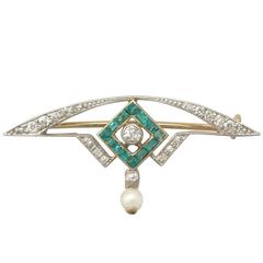 Antique 1910s 0.28 Carat Emerald and 0.25 Carat Diamond, 18 k Yellow Gold Brooch