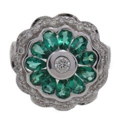 Daisy Emerald Diamond Gold Ring