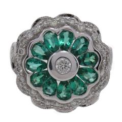 Luise Daisy Emerald Diamond Gold Ring 10
