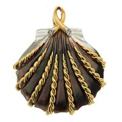 Valentin Magro Hand carved mother of pearl sea shell pendant 10