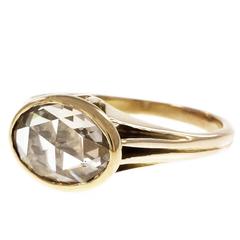 Bague de fiançailles en or avec diamant ovale taille rose de style victorien