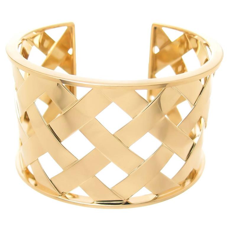 Verdura Criss Cross Weave Cuff Yellow Gold Bracelet at 1stDibs ...