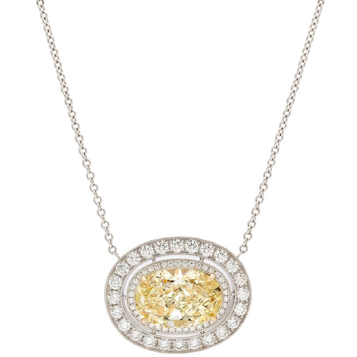 Important GIA Cert 8.49 Carat Fancy Yellow Diamond Pendant Necklace