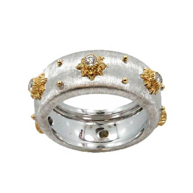 18K White Gold Buccellati Macri Diamond Band Ring For Sale