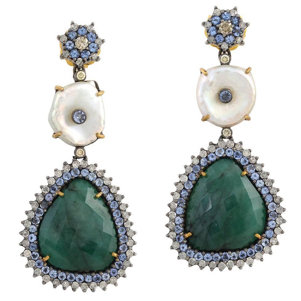 Emerald & Pearl Earring Accented By Diamond and Tanzanite In 18k yellow Gold For Sale