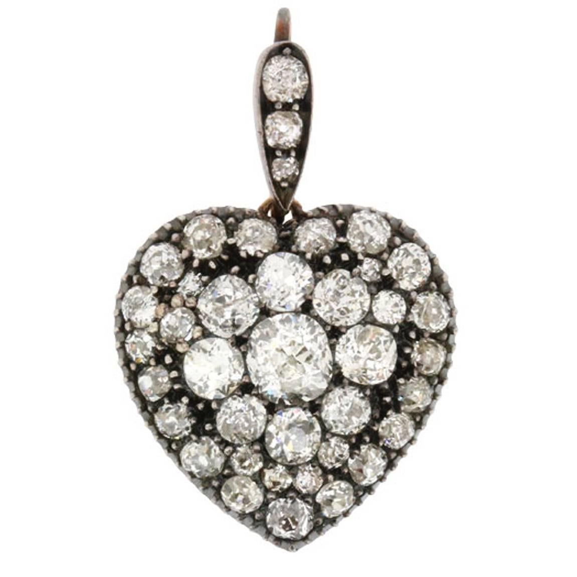 Victorian 3.60 Carat Diamond Heart-Shaped Locket, circa 1880s