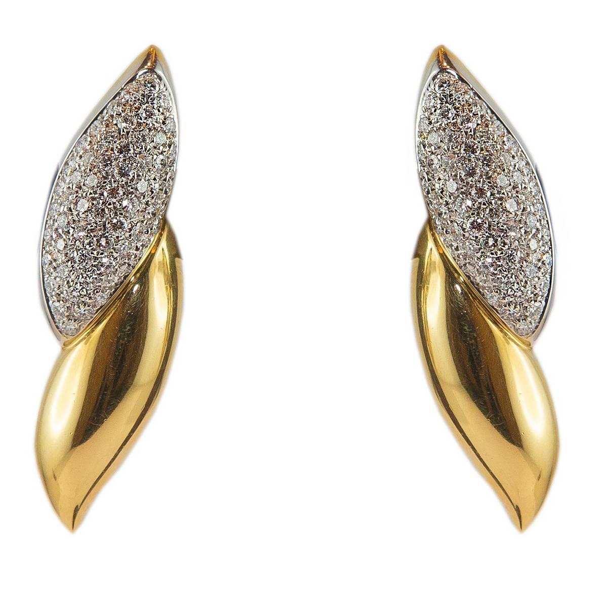 2.26 ct Diamond Gold Earrings For Sale