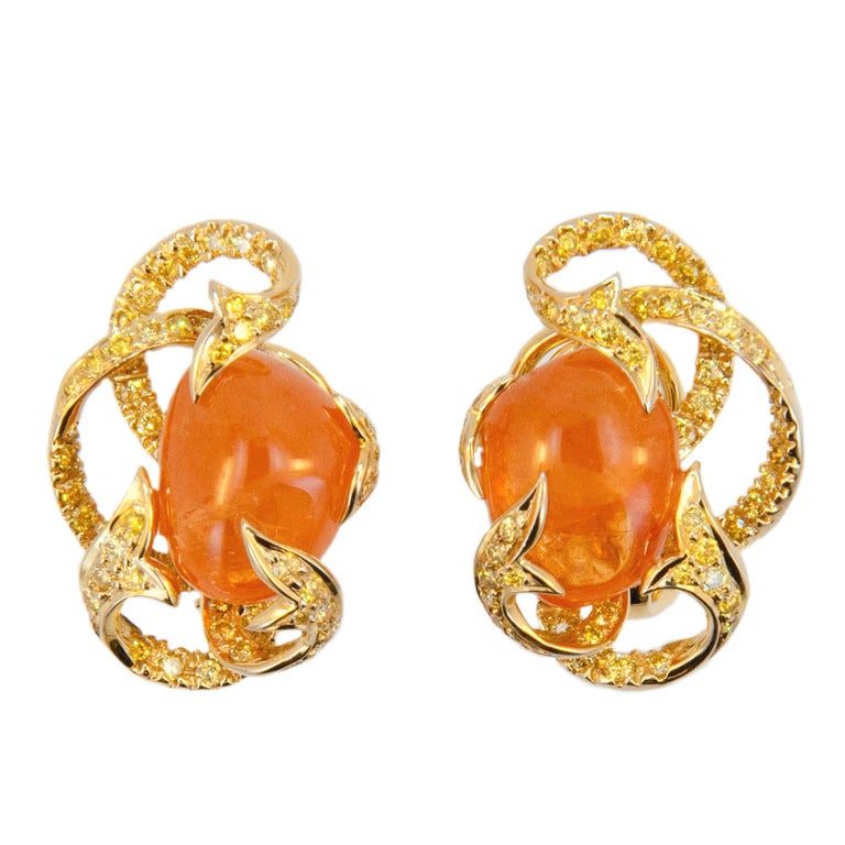 Laura Munder Mandarin Garnet and Yellow Diamond Earrings For Sale