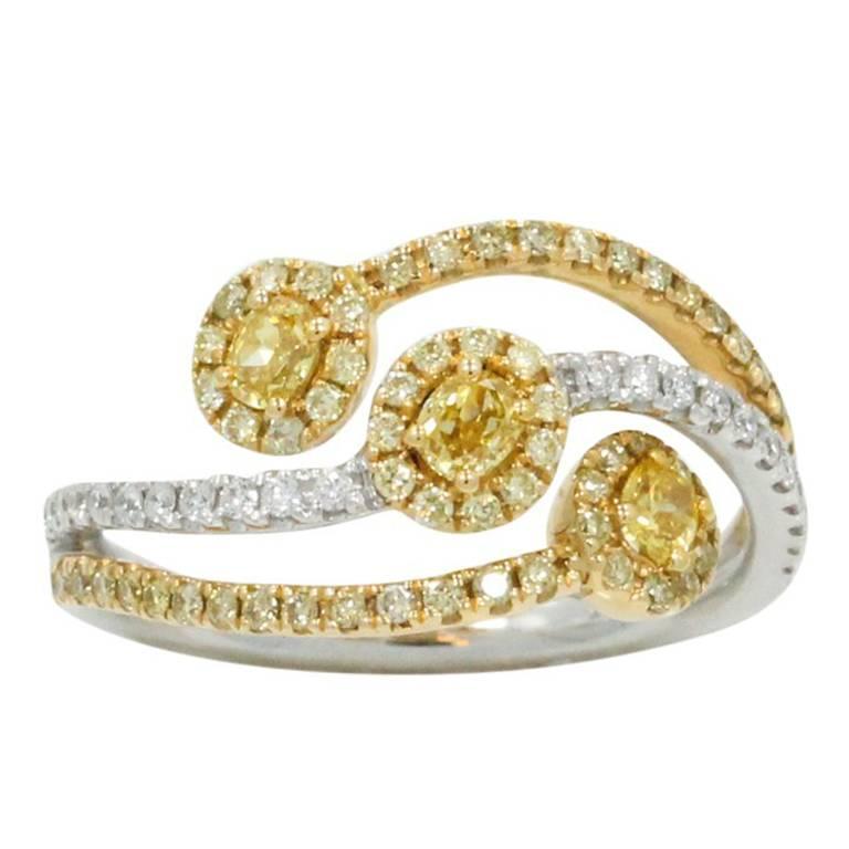 White and Yellow Gold Diamond Ring For Sale