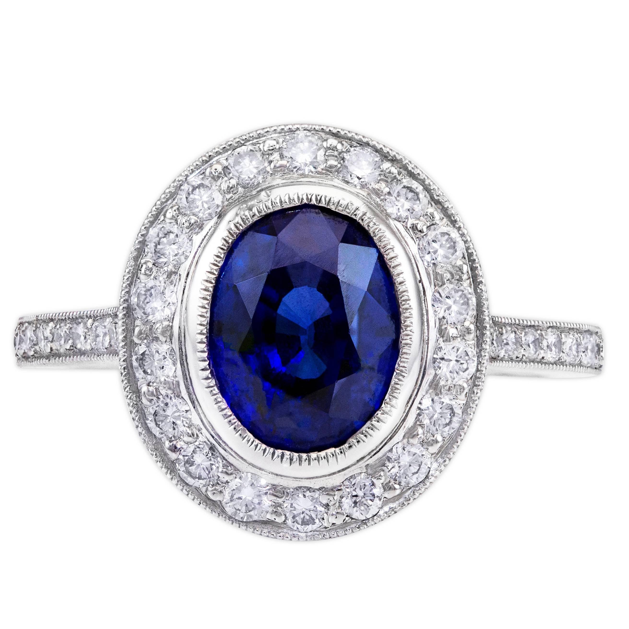 Roman Malakov Bague de fiançailles avec saphir bleu taille ovale et halo de diamants de 3,60 carats
