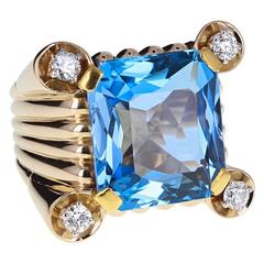 1940s French Aquamarine Diamond Gold Retro Cocktail Ring
