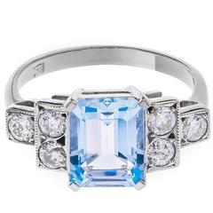 Art Deco 18 Carat White Gold 2.25 Carat Aquamarine & Diamond Cocktail Ring