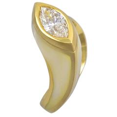 1980s Angela Cummings Agate Diamond Gold Ring
