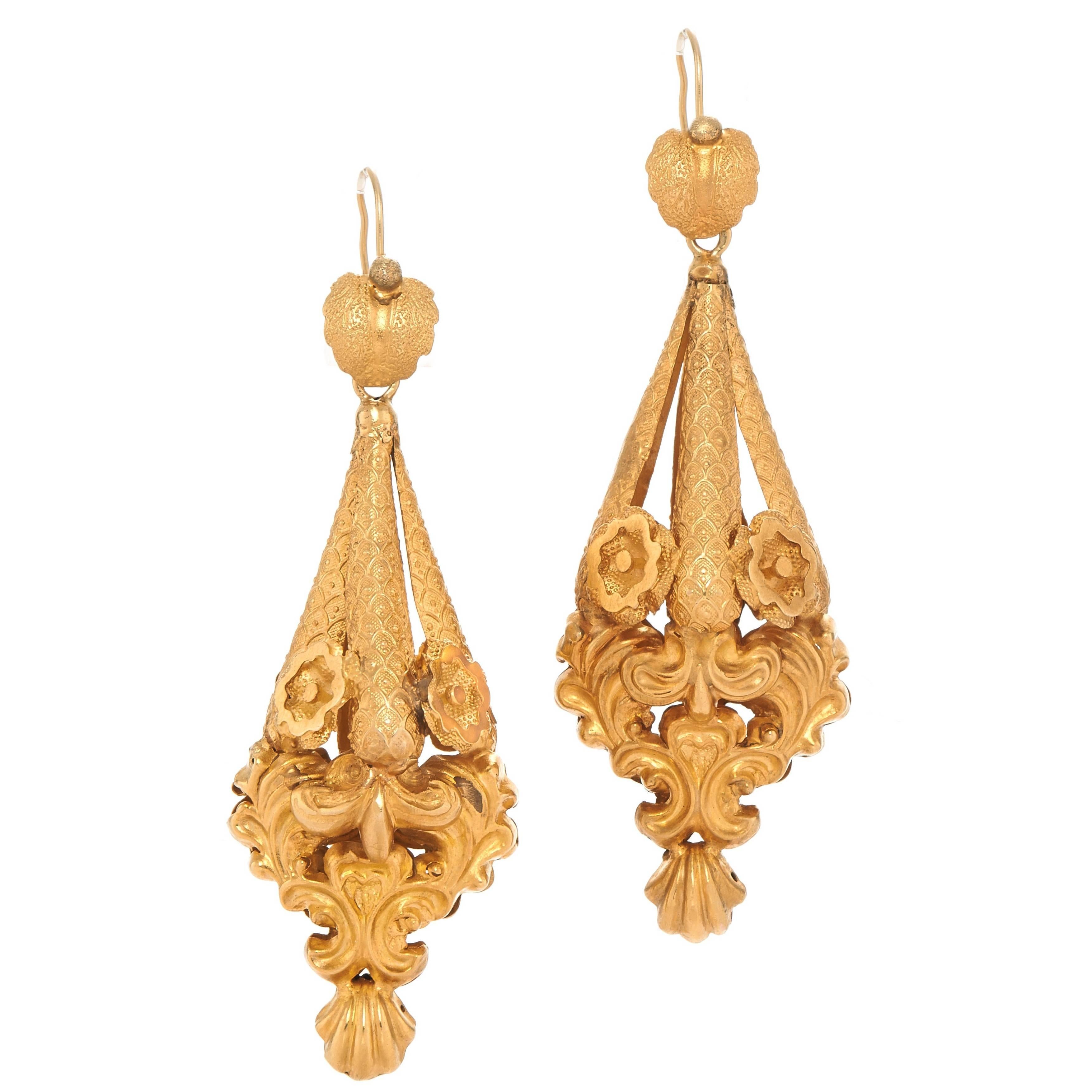 Pair of Antique Victorian Foliate Scrollwork Gold Pendant Earrings