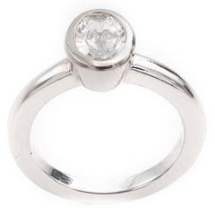 Modern Solitaire Engagement Platinum Ring Oval Diamond 0.84 Carats