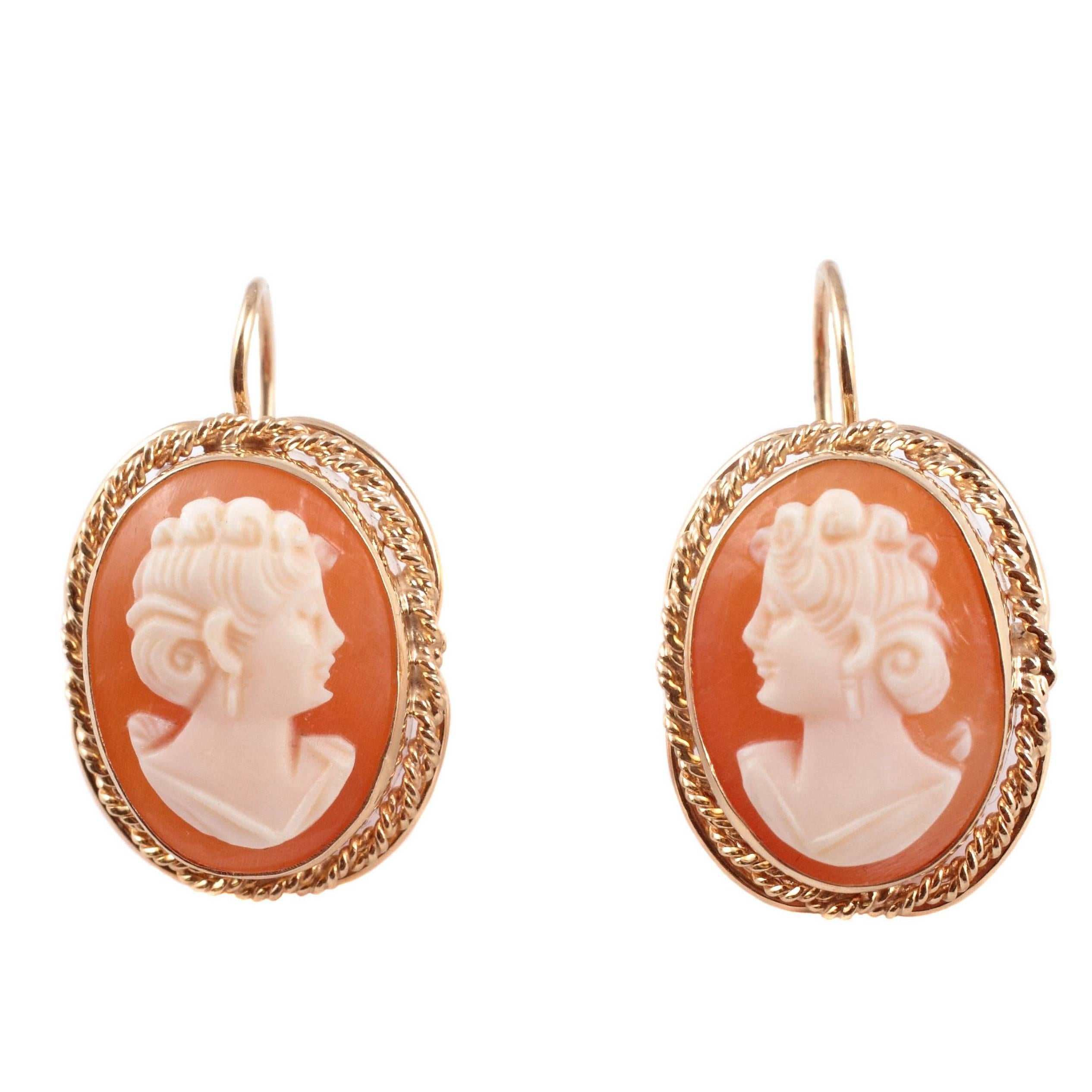 Shell Cameo Earrings Yellow Gold