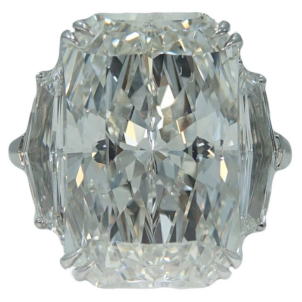 GIA Certified 15.03 Carat Radiant Cut Diamond Engagement Ring For Sale