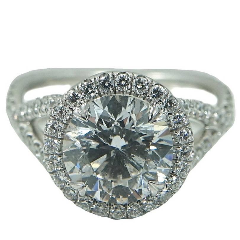 2.52 Carat Round Brilliant Diamond Platinum Engagement Ring For Sale