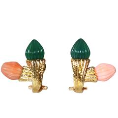 1970s Coral Chrysophrase Gold Earclips 8
