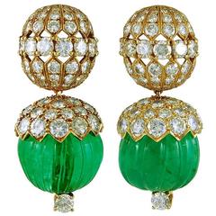 Van Cleef & Arpels Emerald Diamond Gold Earrings 5